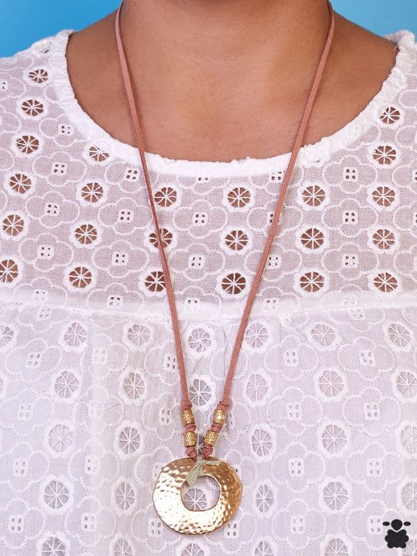 Colgante rosa y dorado