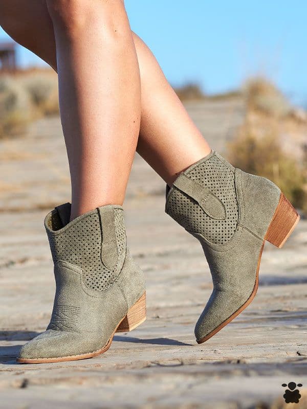 Botines camperos Annie verde