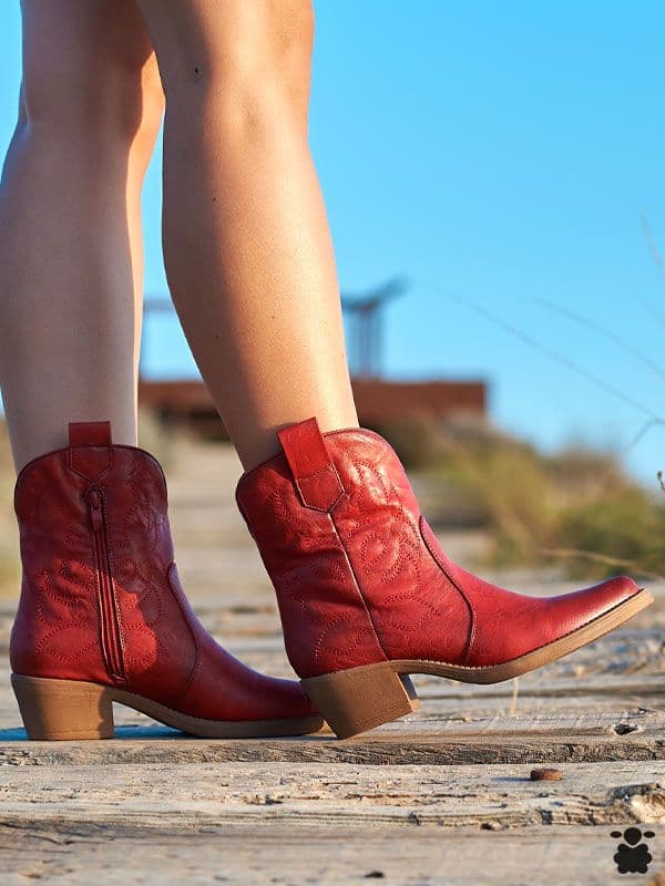 Botines camperos Shiba rojo
