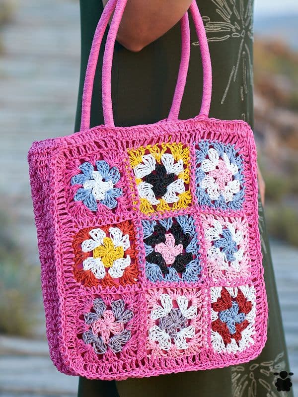 Bolso de Rafia Flores fucsia