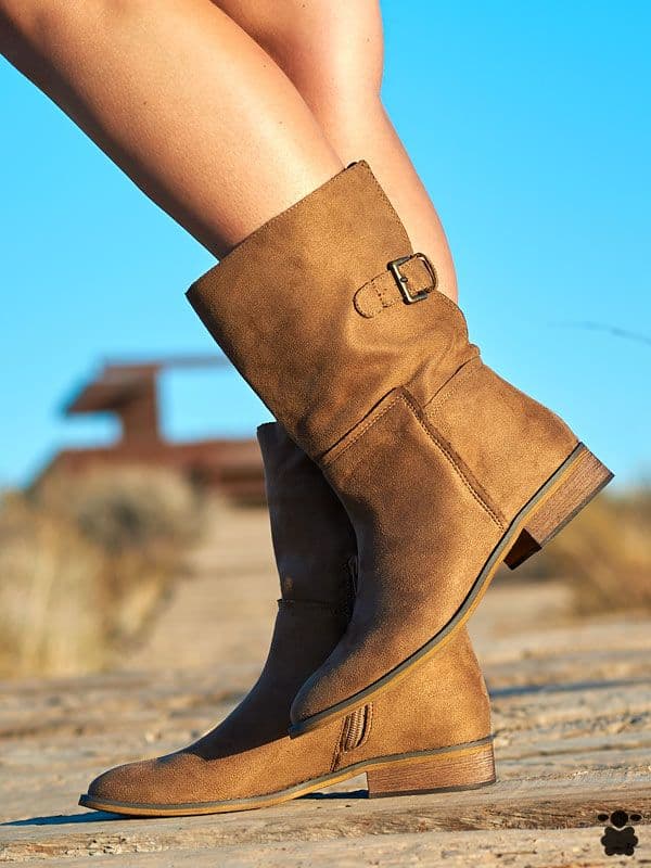 Botines camperos con hebilla Lena