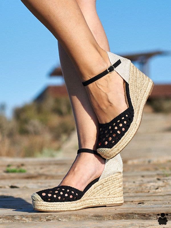 Sandalias cuñas Santamaria negro