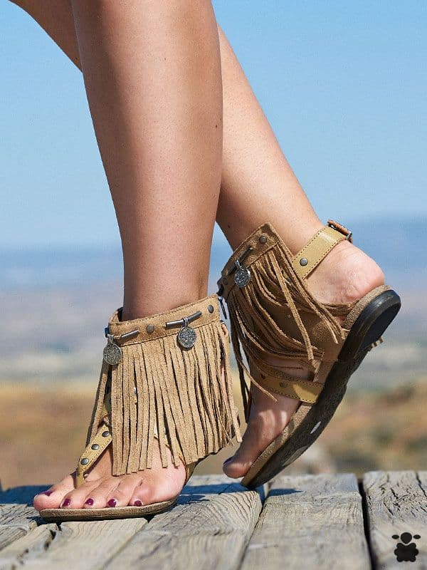 Sandalias boho Macys beige