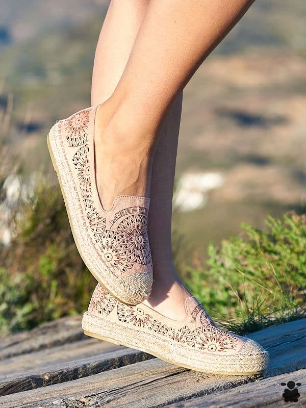 Alpargatas boho Gonu rosa