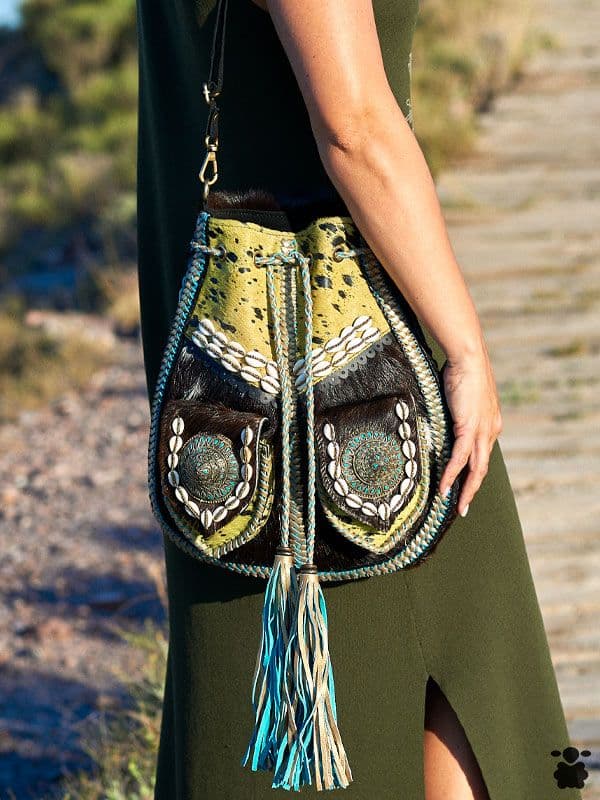 Bolso piel Negro y Verde con Caracolas