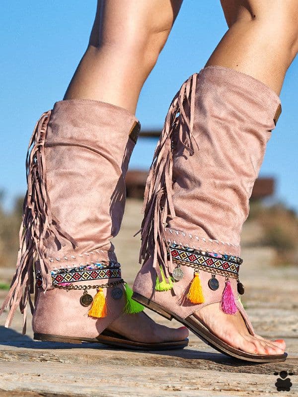 Botas sandalias pompones rosa