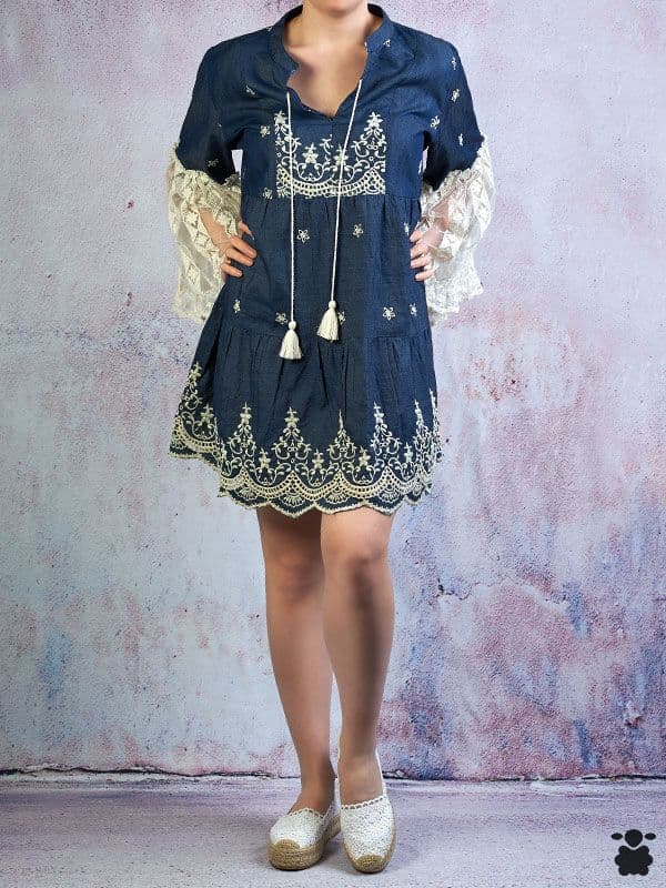 Vestido boho azul con encajes