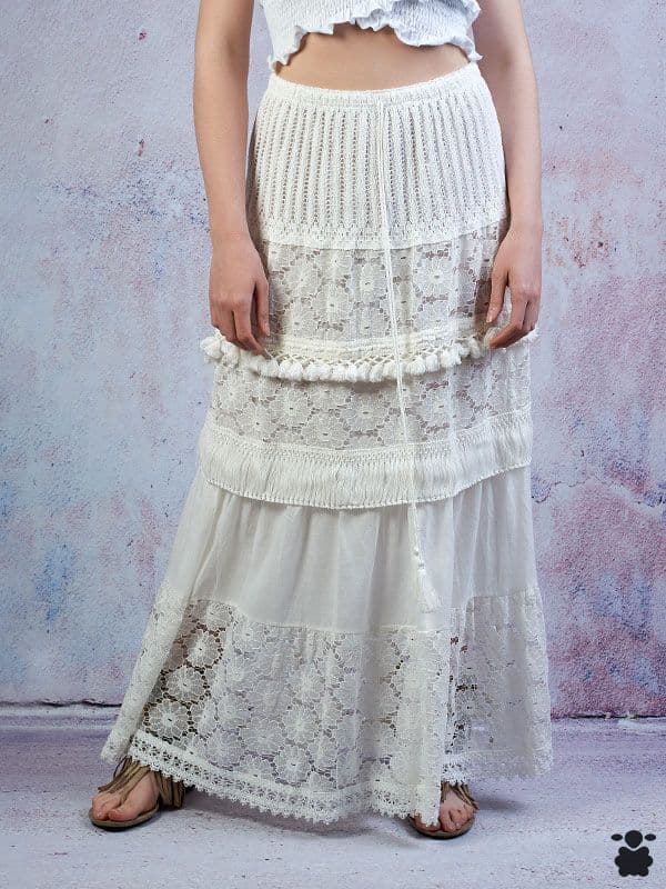 Falda boho chic blanca
