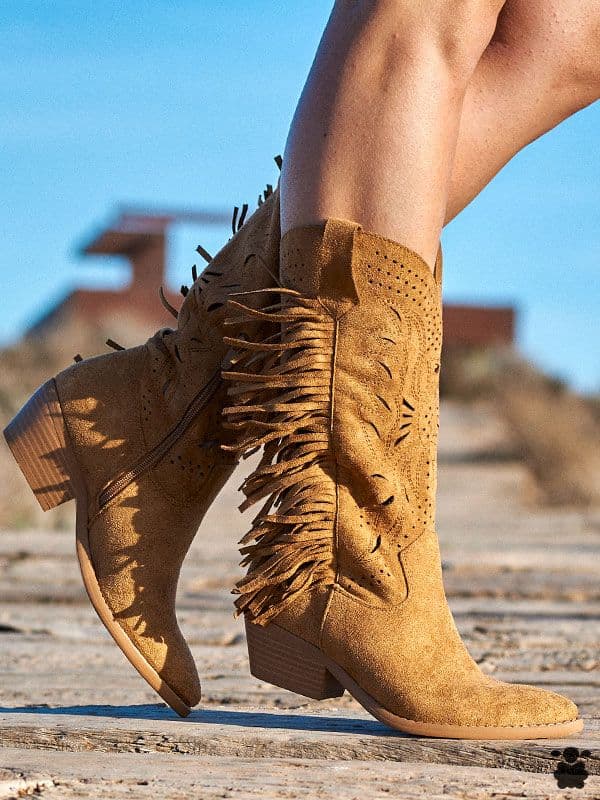 Botas cowboy calada flecos camel