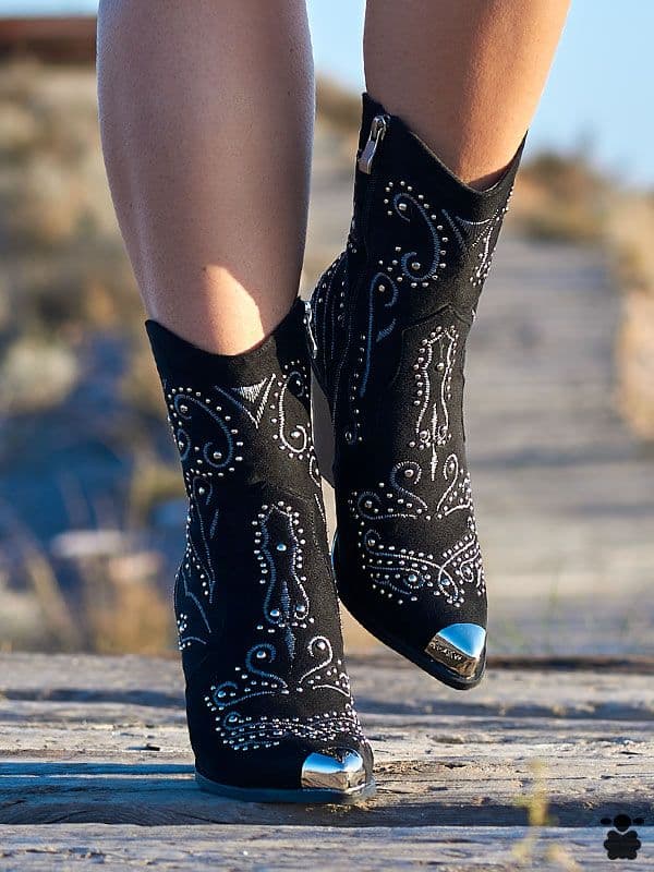 Botines camperos Esther negro