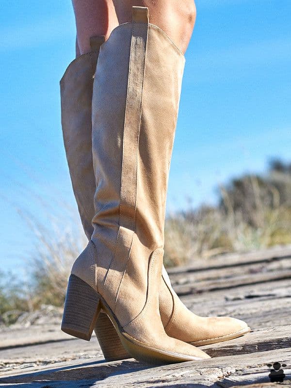 Botas camperas Altea beige