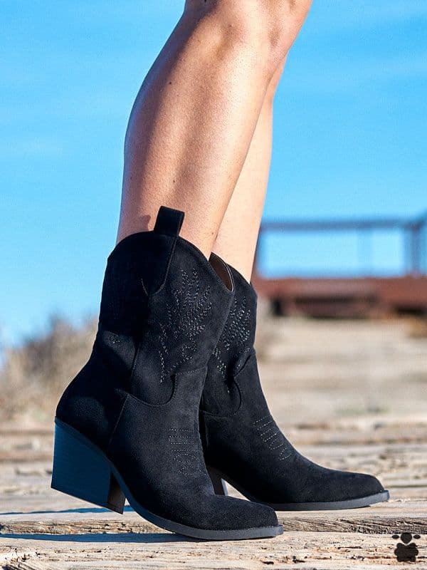 Botas camperas escudero negras
