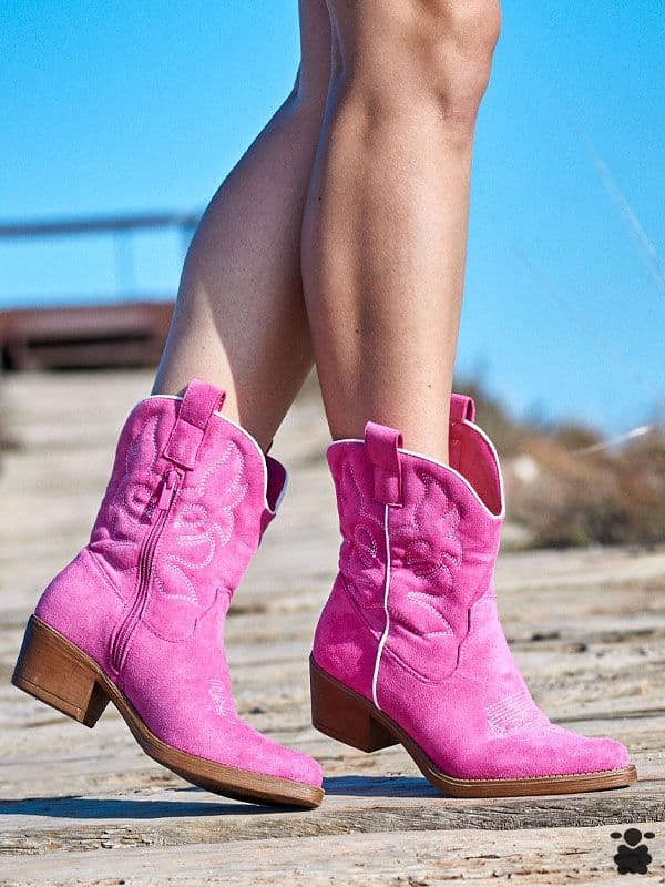 Botines cowboy fucsia Málaga