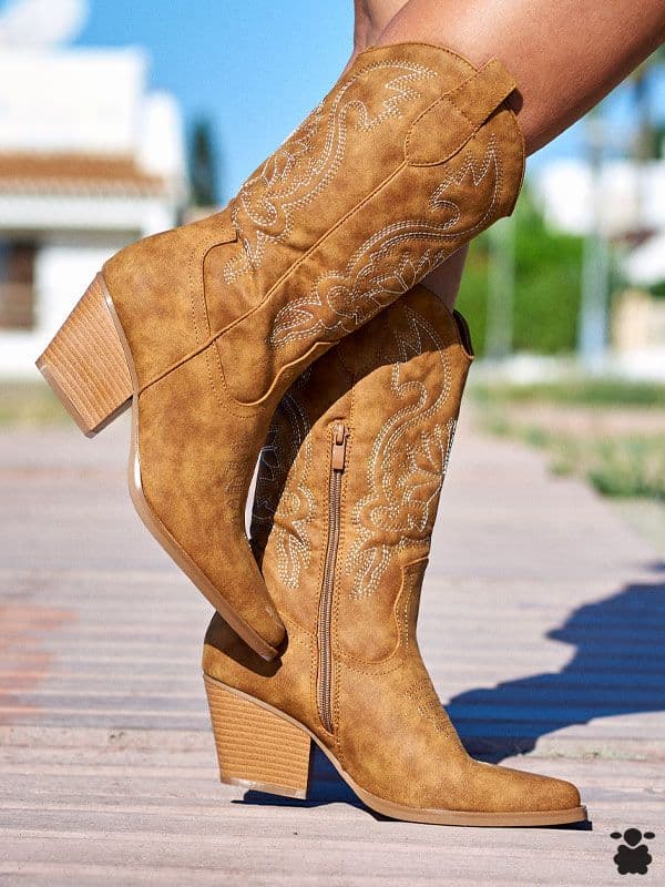 Botas Cowboy Almodaima Camel