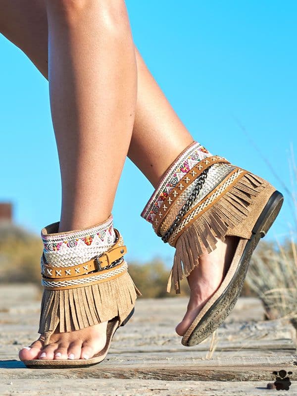 Sandalias boho Bucana beige