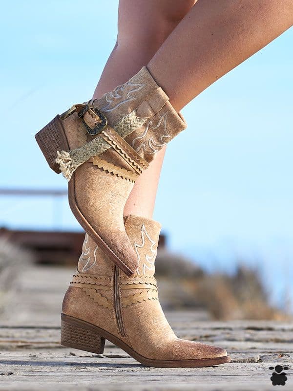 Botines camperos Vargas beige