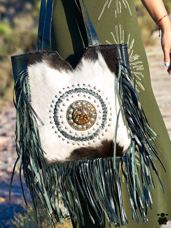 Bolso Bohemio negro y blanco flecos